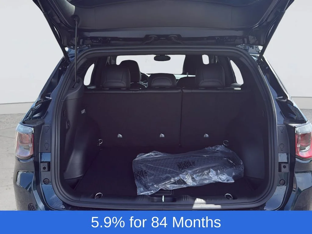 New 2026 Blue Jeep Latitude image 24