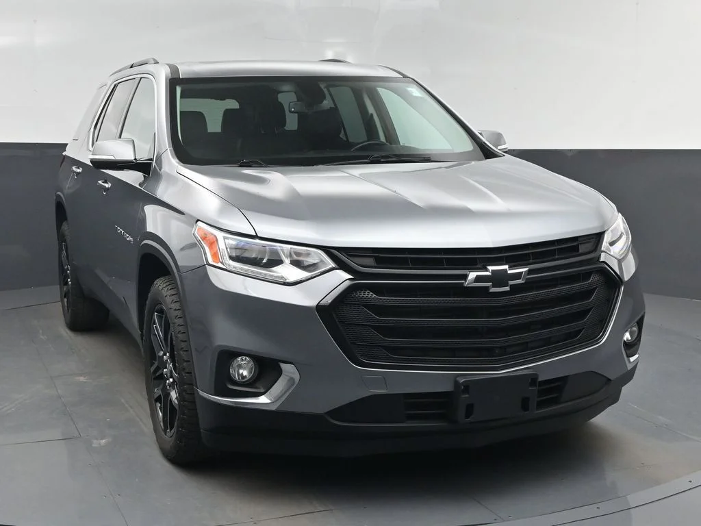 Used 2019 Gray Chevrolet 3LT image 21