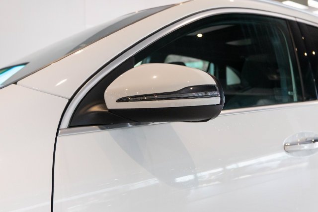 New 2026 Polar White Mercedes-Benz GLA 250 image 46