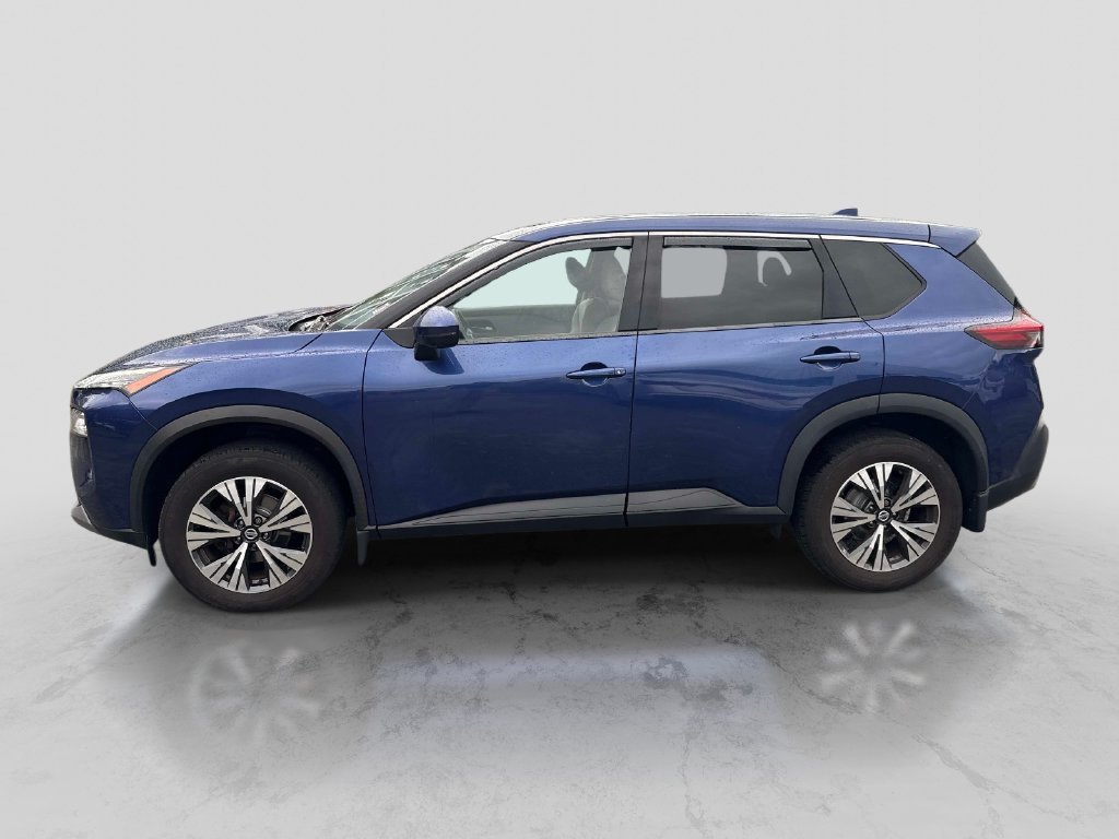 Used 2021 Blue Nissan SV image 2