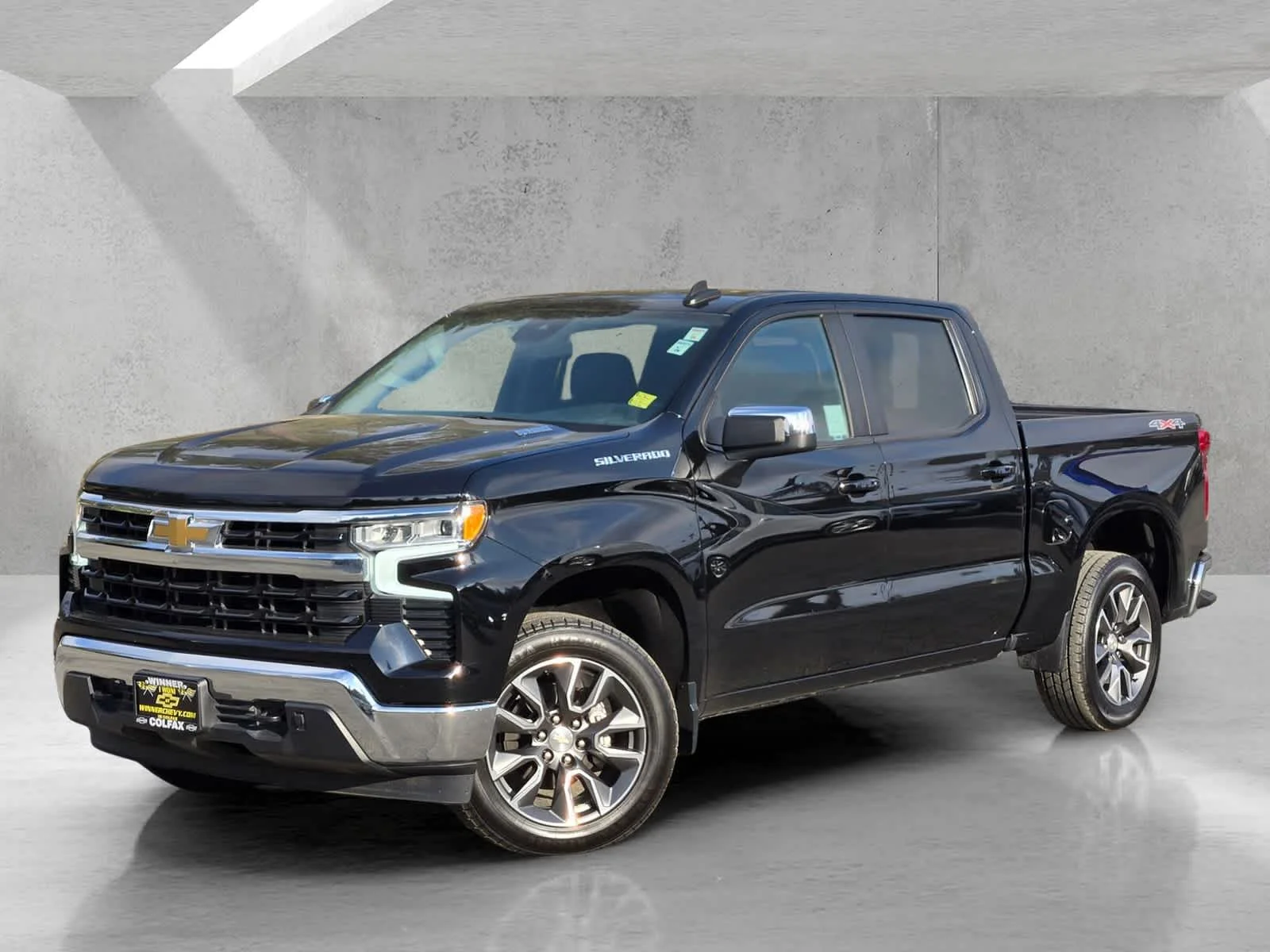 Used 2023 Black Chevrolet LT image 8