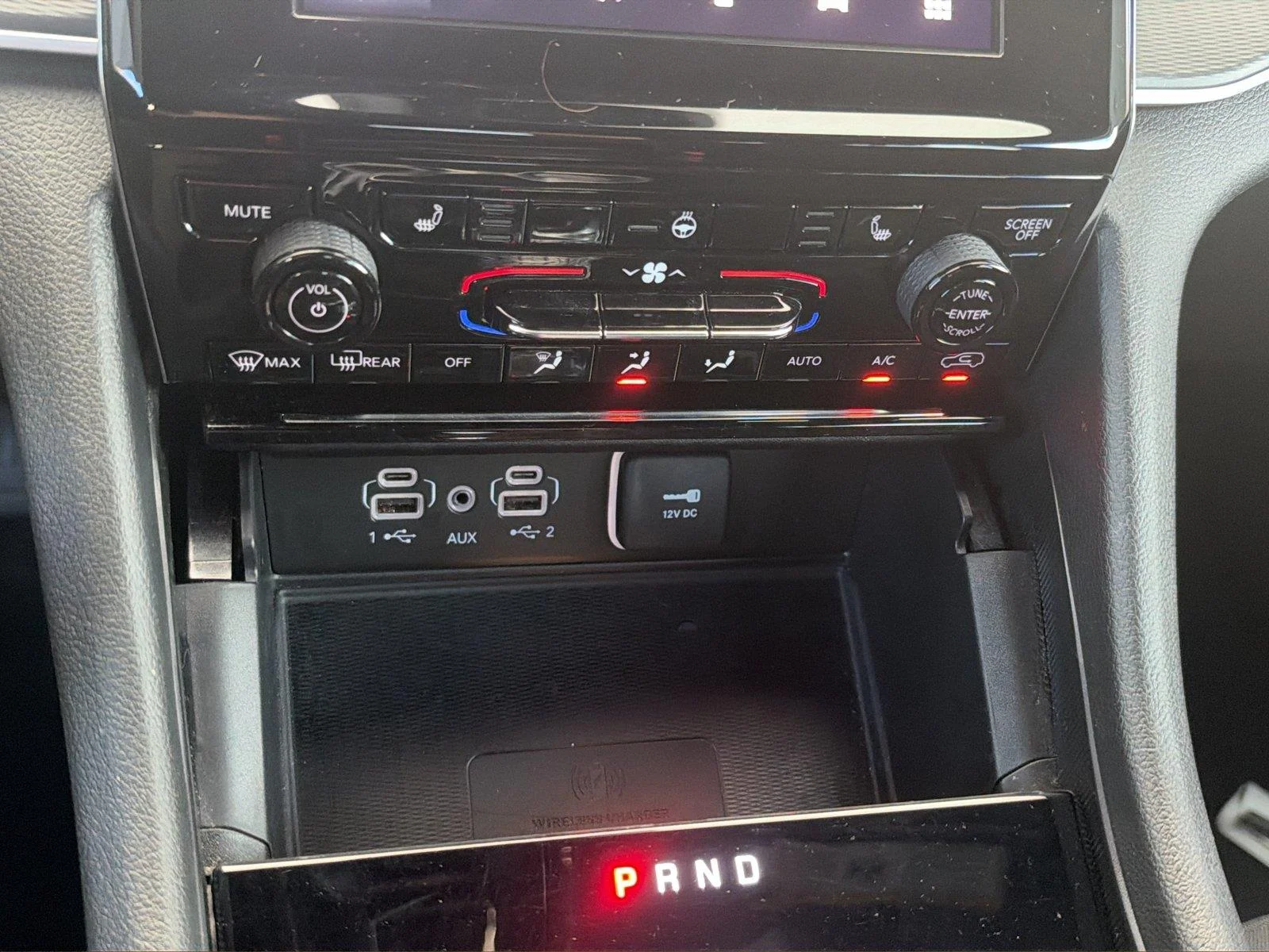 Used 2024 Silver Zynith Jeep Laredo X image 18