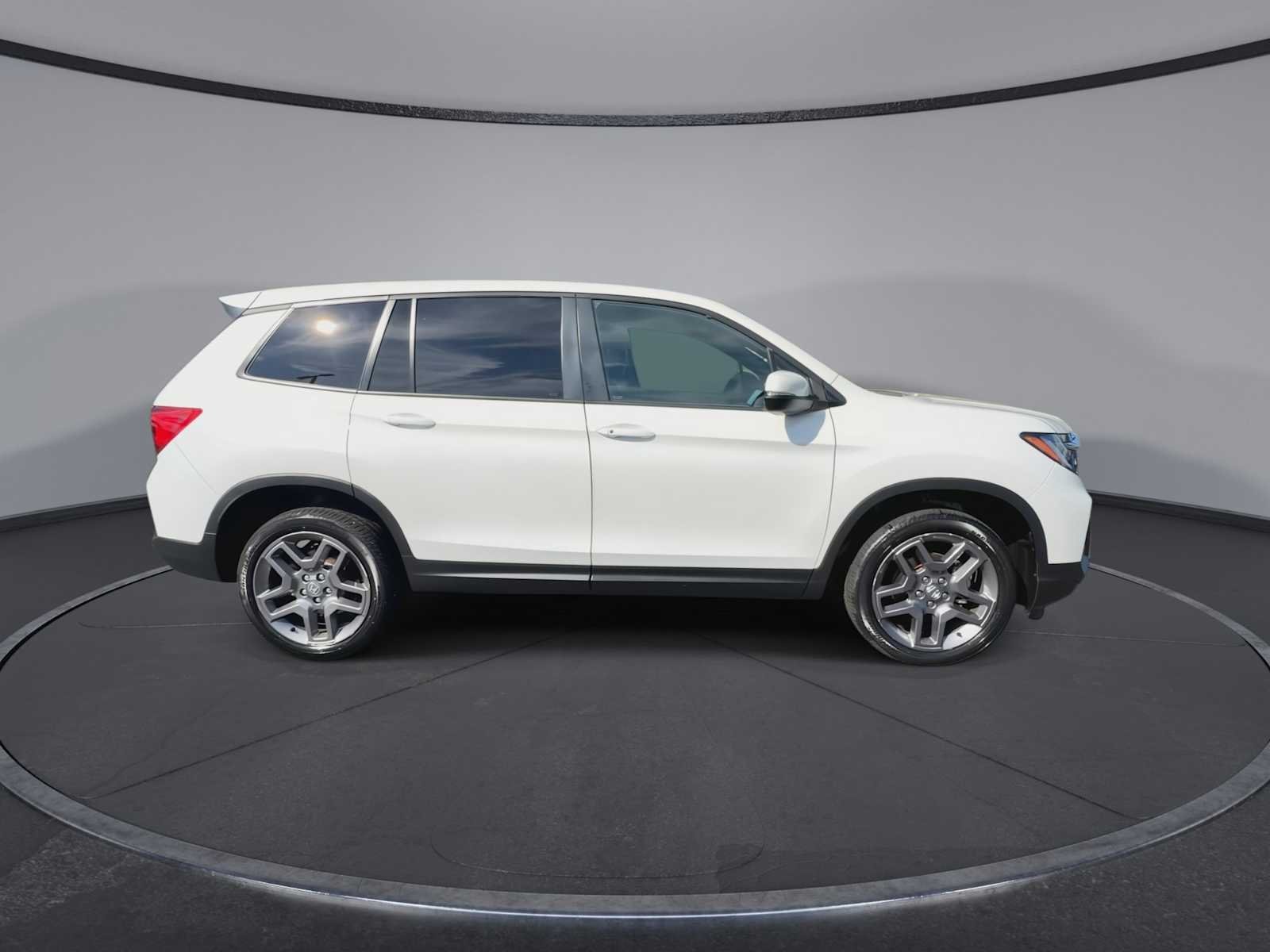 2023 Honda Passport EX-L - Photo 9
