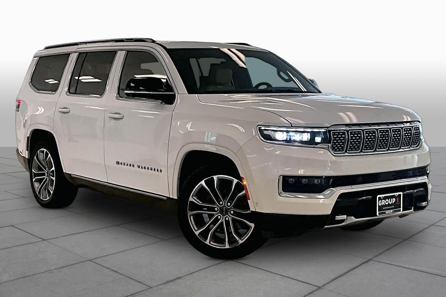 Used 2023 Bright White Clearcoat Jeep Series III image 2