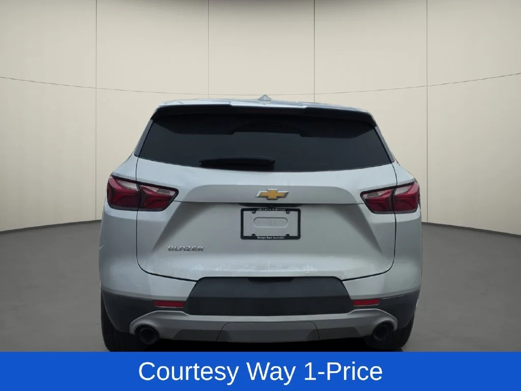 Used 2020 Silver Chevrolet LT image 8