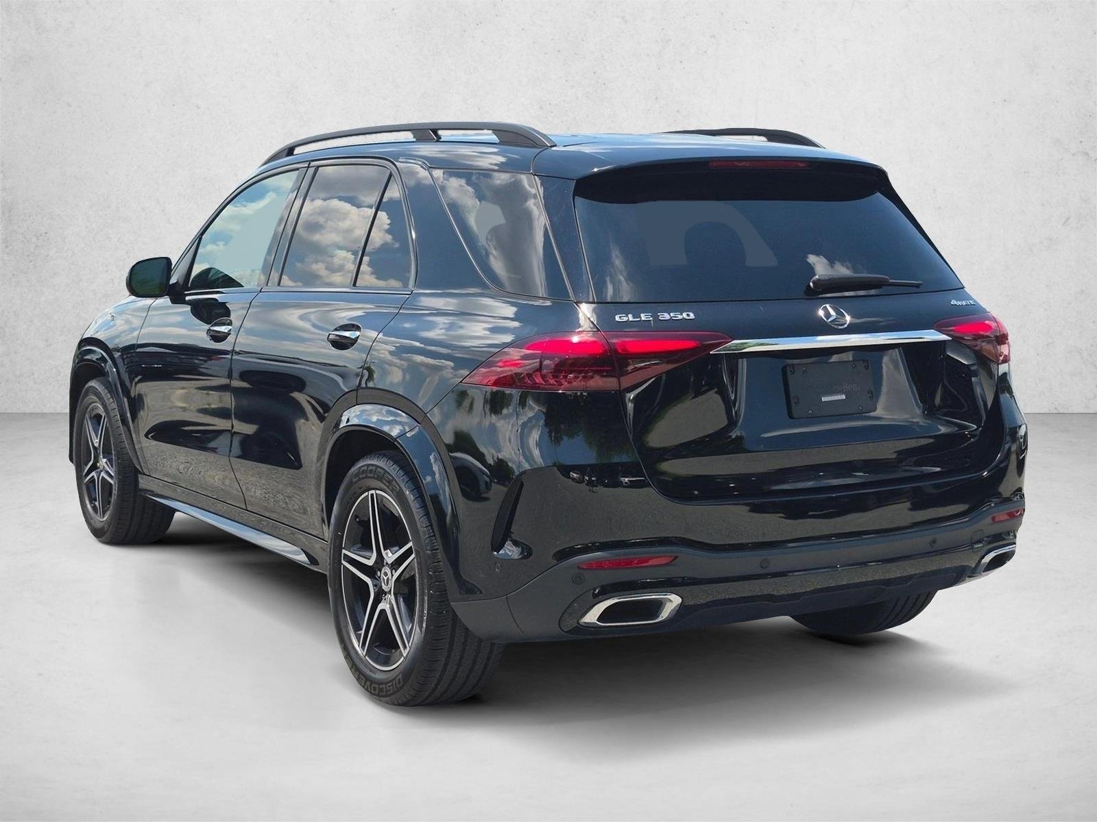 Used 2024 Black Mercedes-Benz GLE 350 image 8