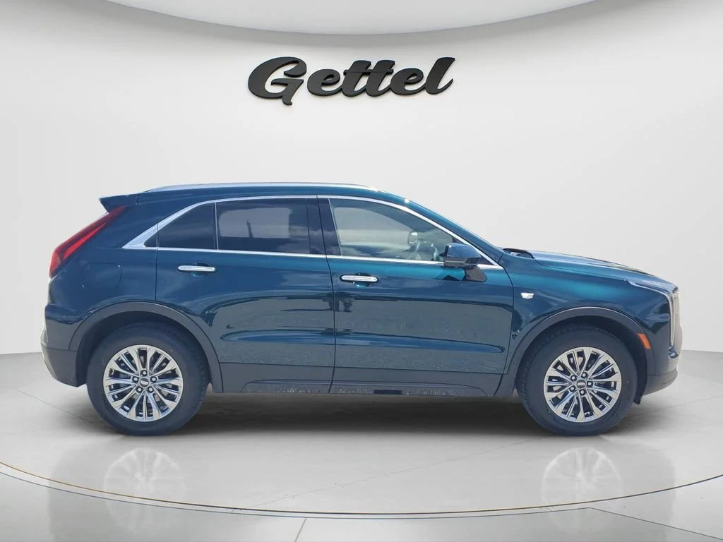 Used 2025 Emerald Lake Metallic Cadillac Premium Luxury image 4
