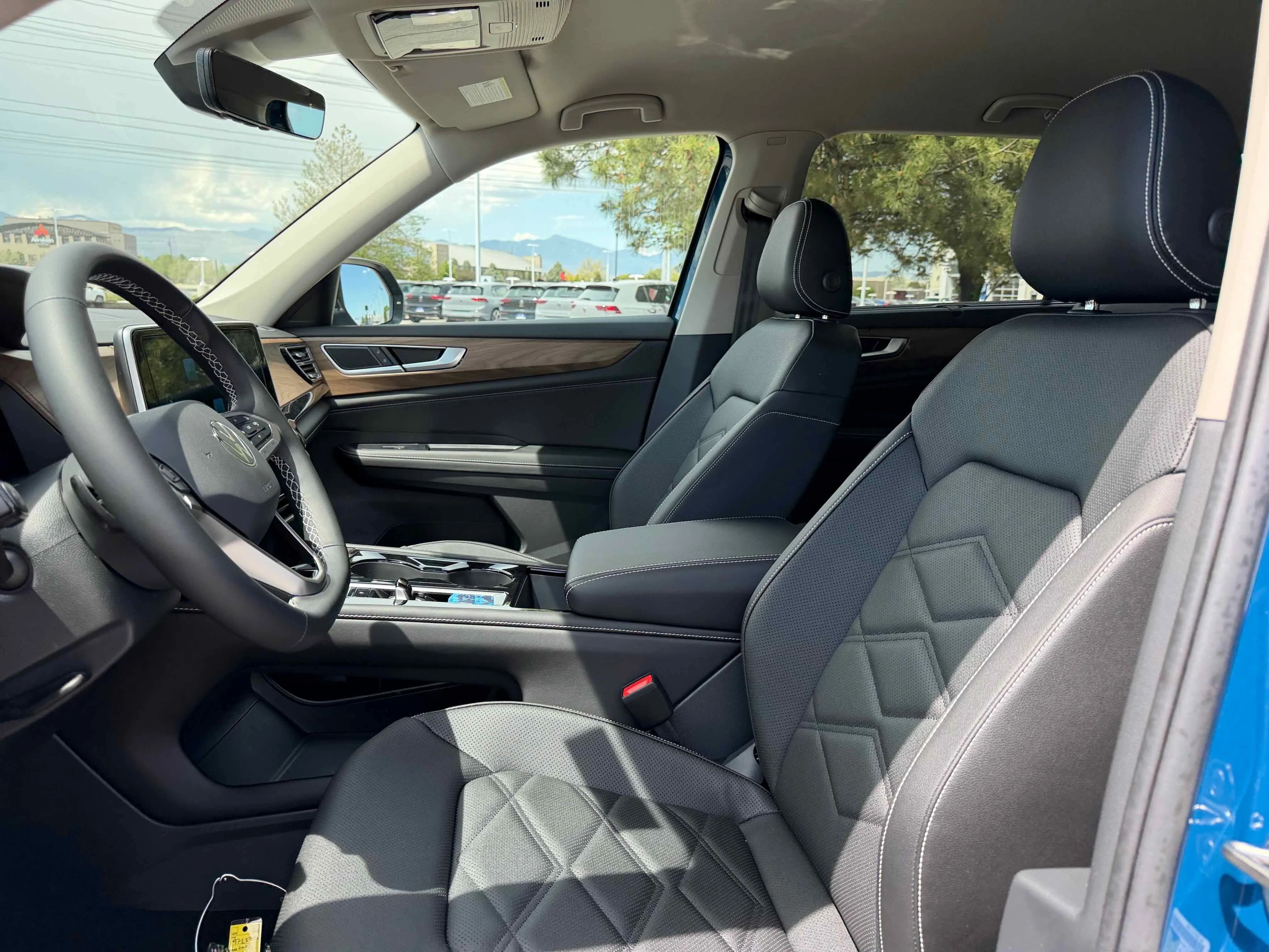 New 2026 Blue Volkswagen 2.0T SE w/Technology image 4