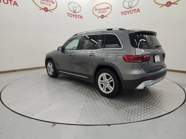 Used 2023  Mercedes-Benz GLB 250 image 6