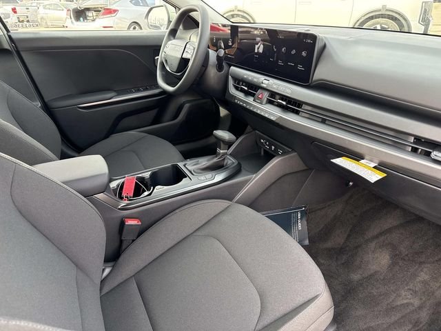 2026 Kia K4 LXS - Photo 15