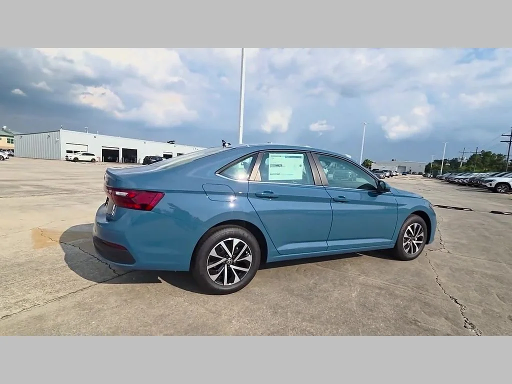 New 2026 Blue Volkswagen 1.5T S image 32