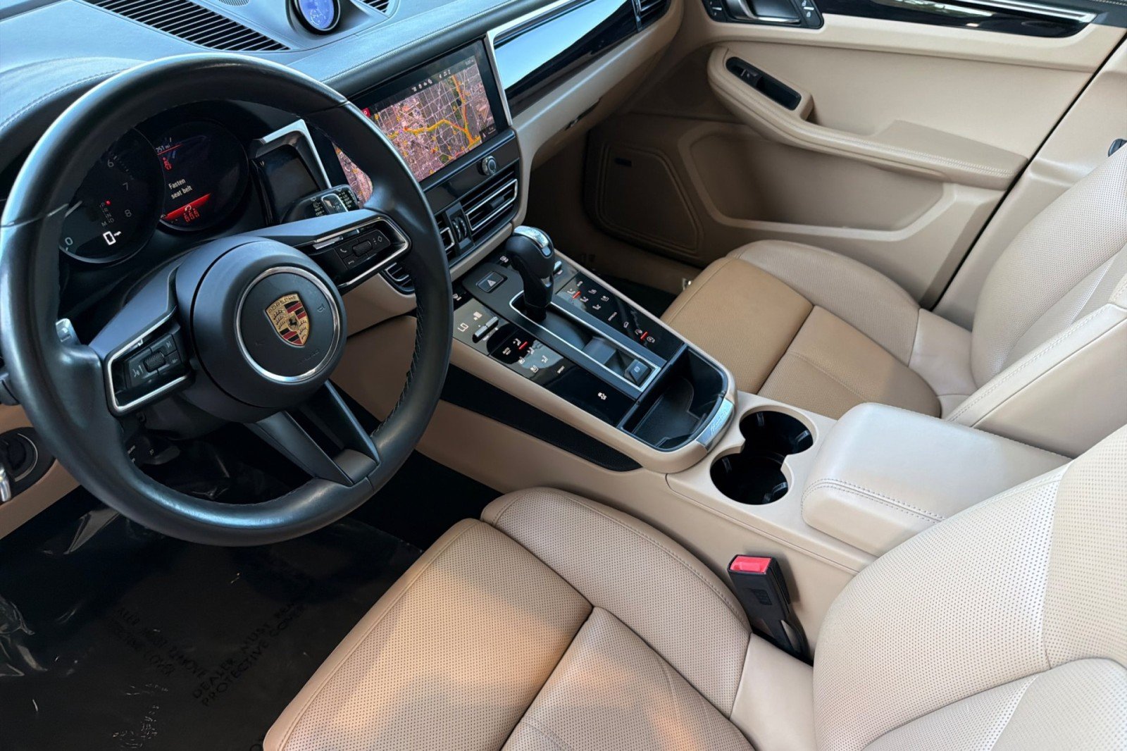 Certified Used 2022 WHITE Porsche  image 4