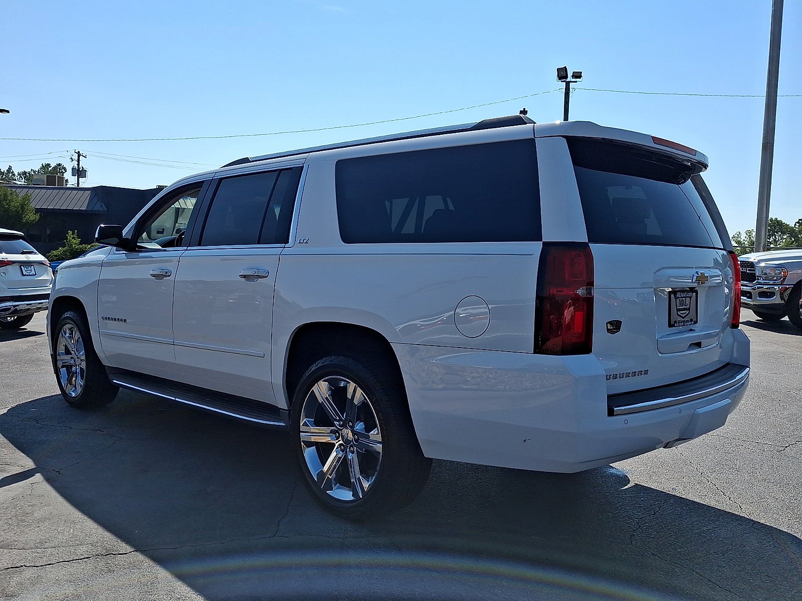 Used 2016 Summit White - GAZ Chevrolet LTZ image 4