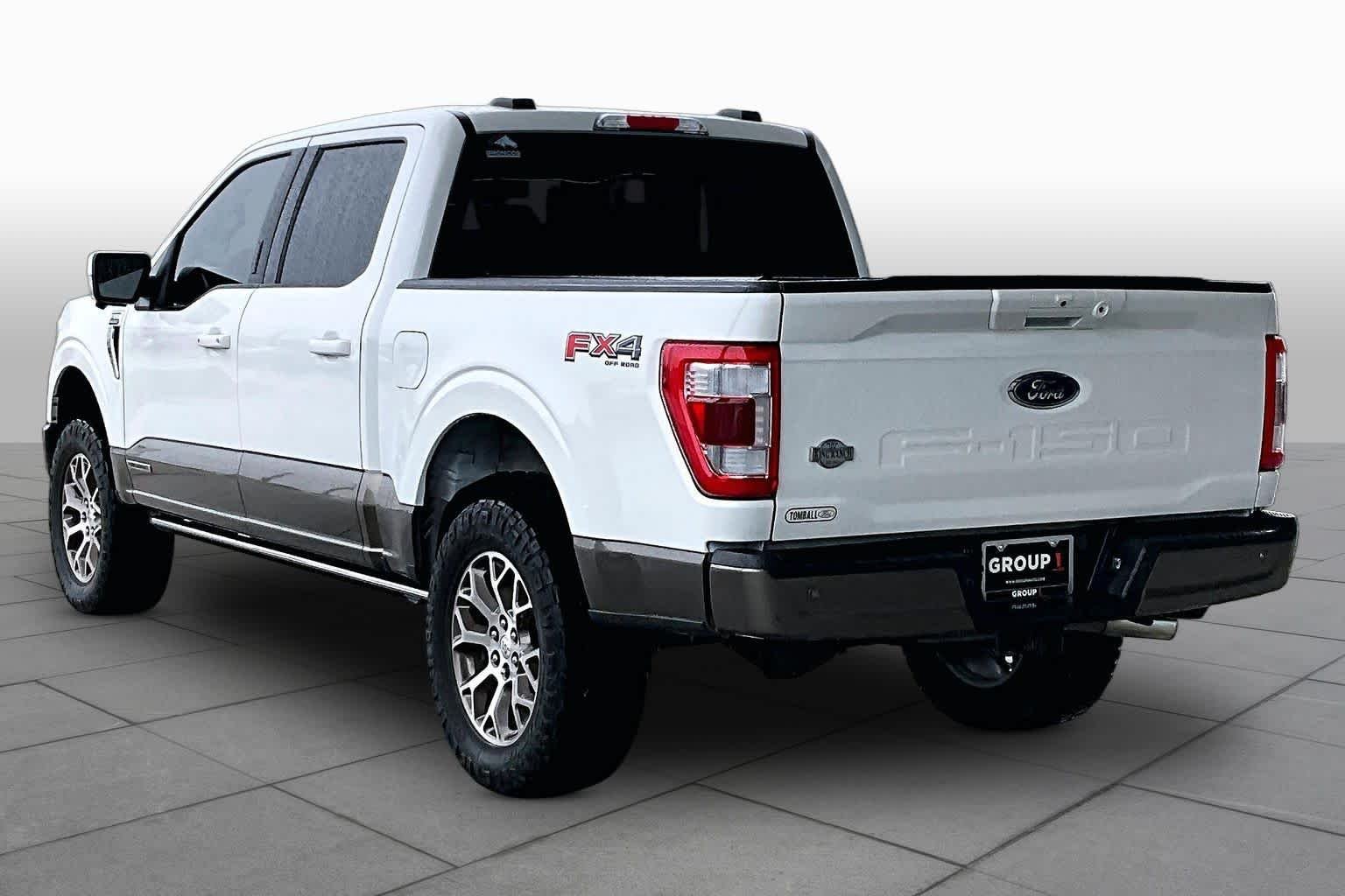 Used 2023 Star White Metallic Tri-Coat/Stone Gray Ford King Ranch image 12