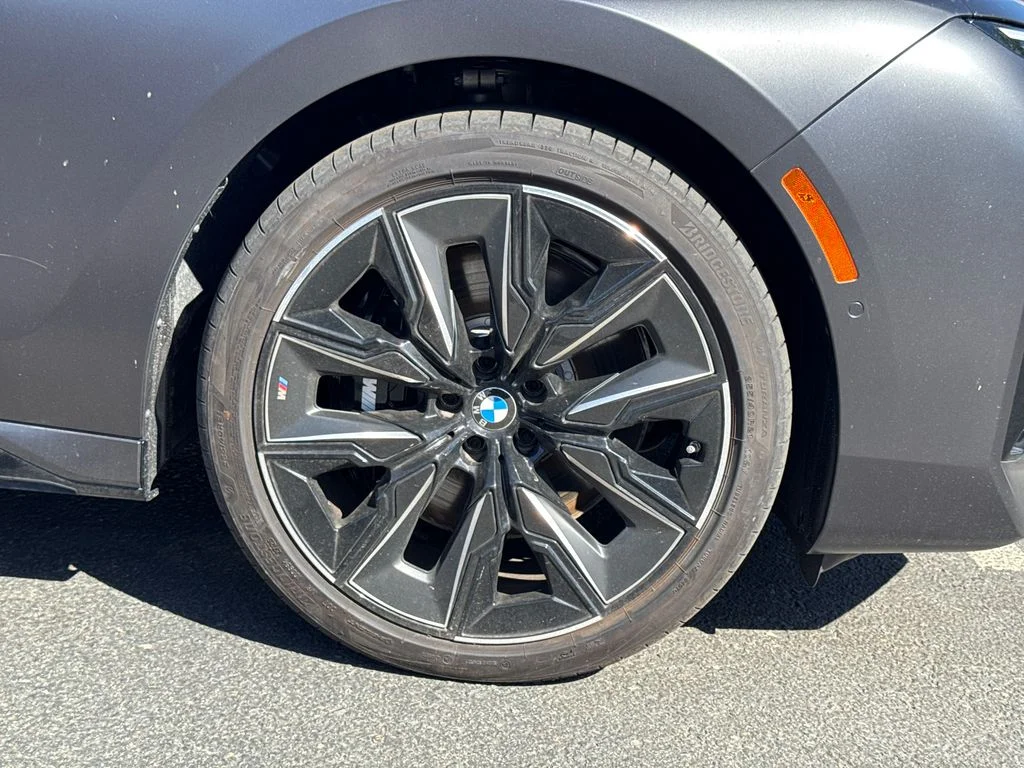 New 2026 Gray BMW 740i image 7
