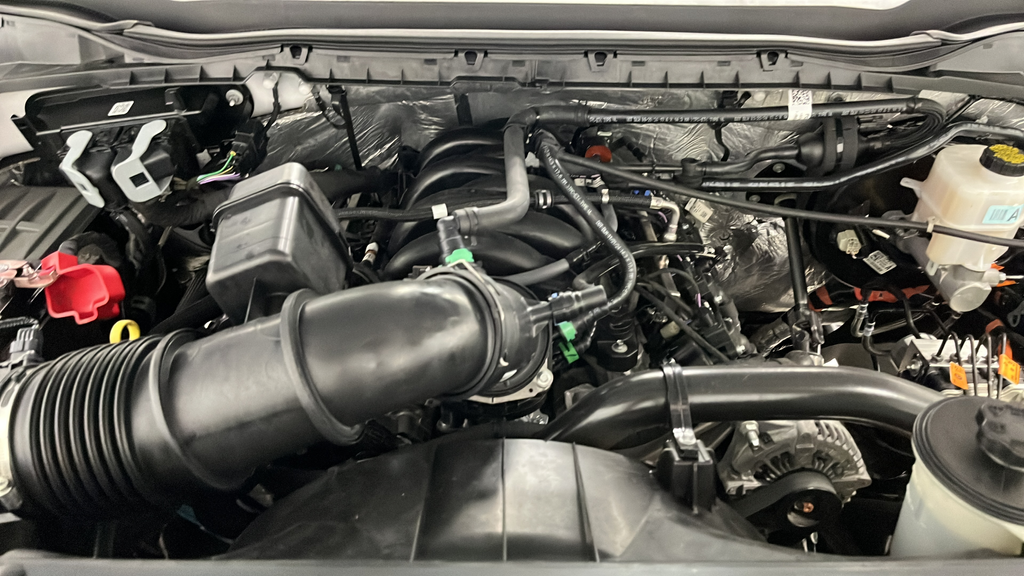 Used 2025 Oxford White Ford XL image 26