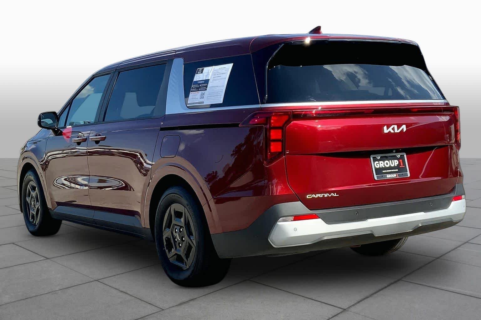 Used 2026 Flare Red Kia LXS image 12