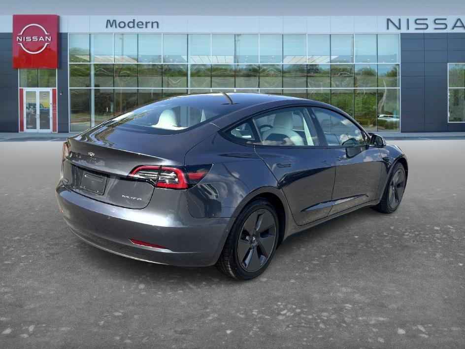 Used 2022 Midnight Silver Metallic Tesla Long Range image 5