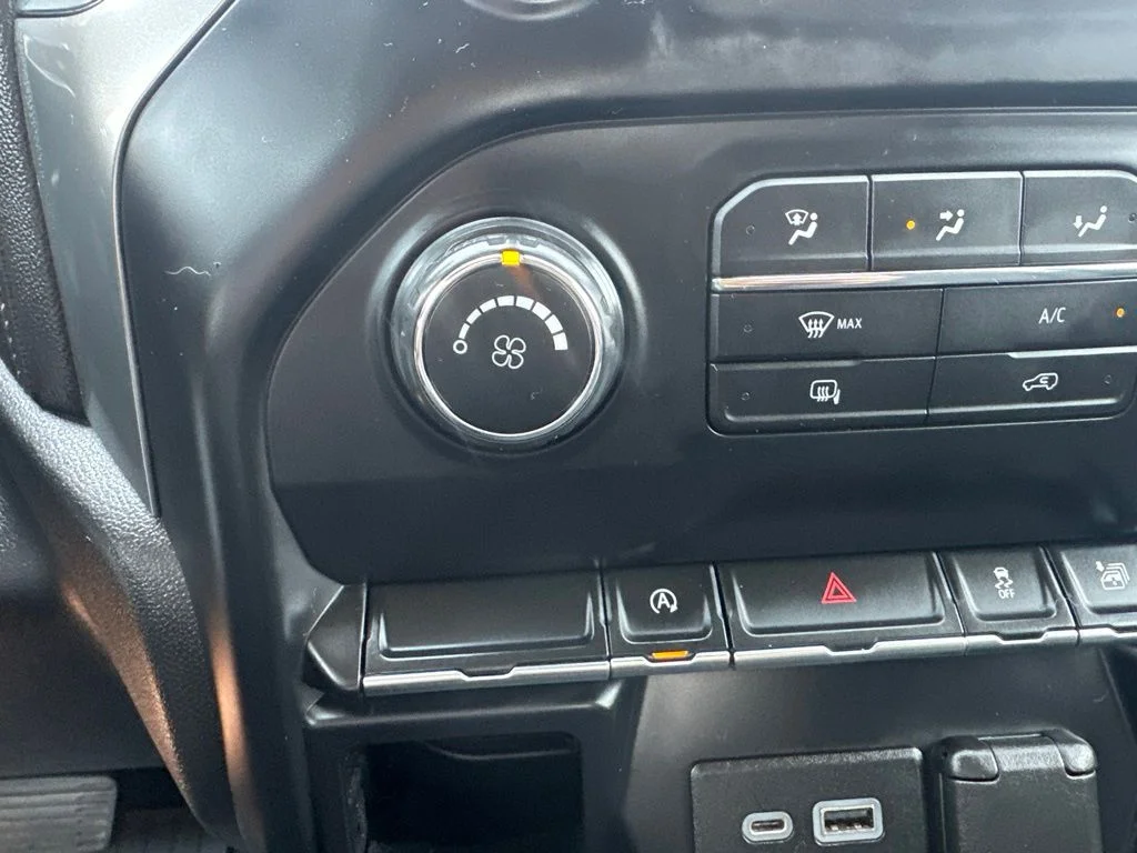 Used 2020 Silver Chevrolet LT image 18