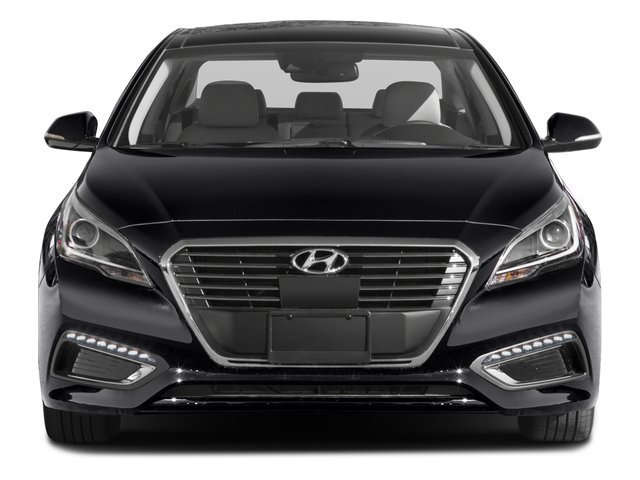 Used 2017 Pewter Gray Metallic Hyundai Limited image 7