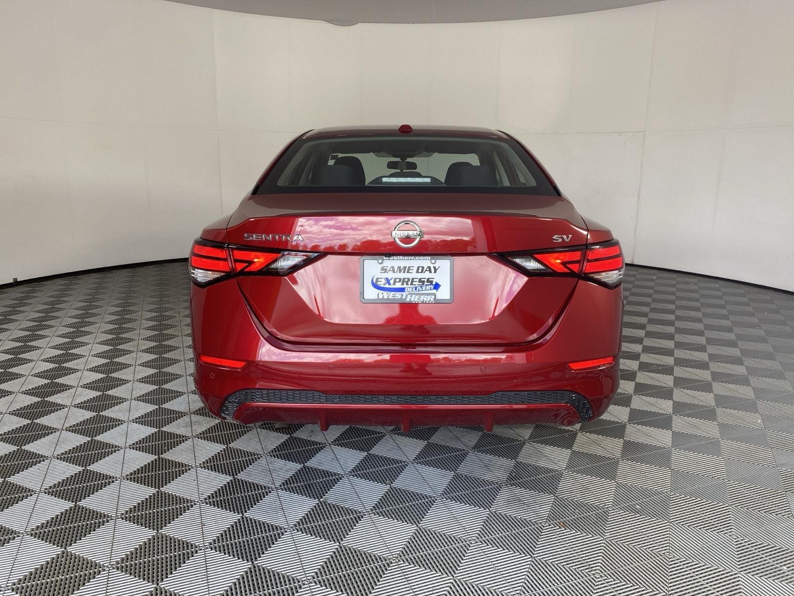 Used 2020 Scarlet Ember Tintcoat Nissan SV image 6