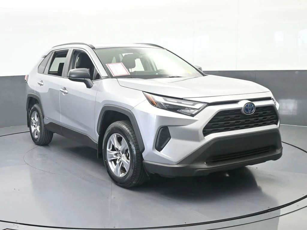 Used 2024 Silver Sky Metallic Toyota LE image 9