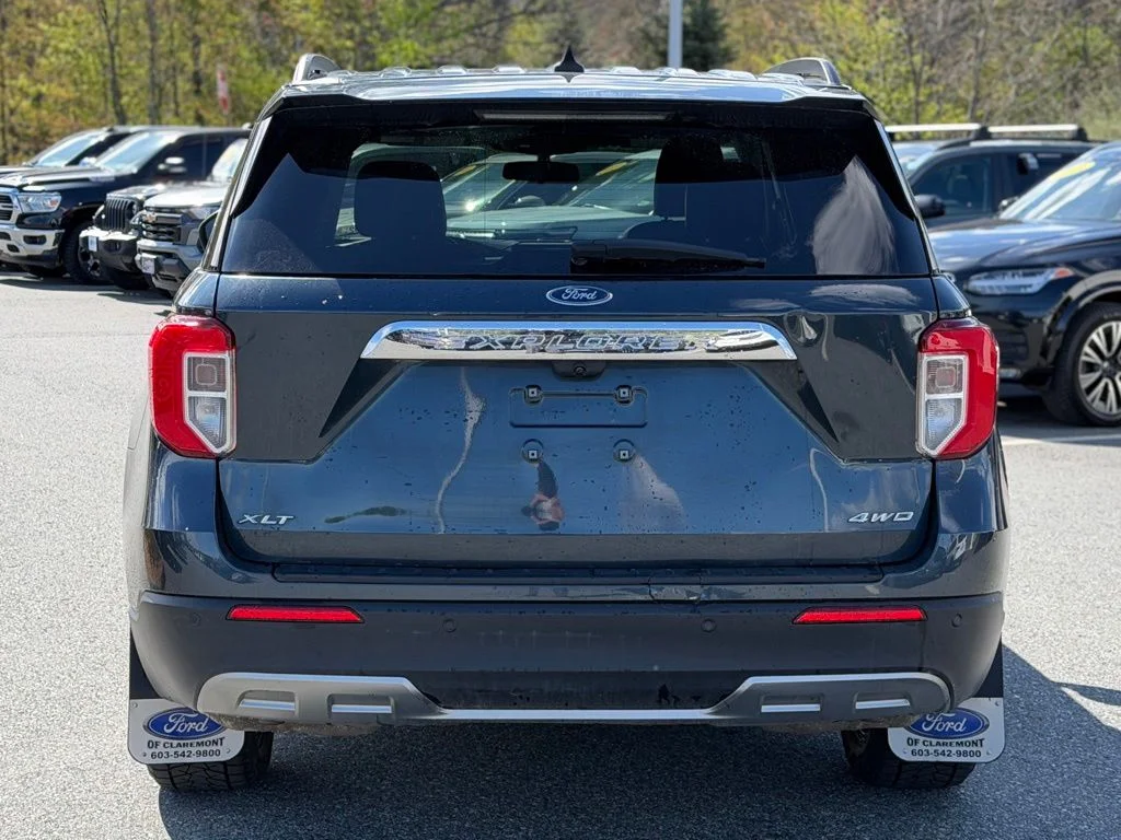 Used 2022 Blue Ford XLT image 4