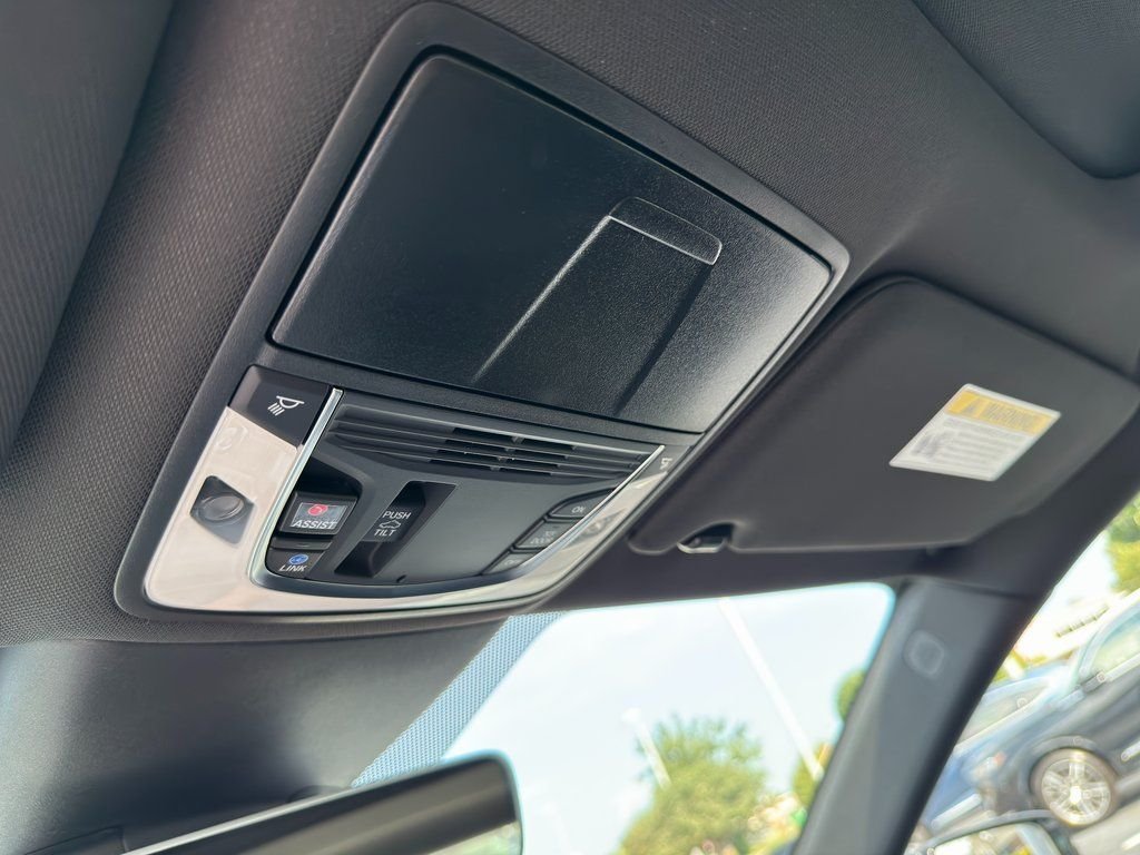 2025 Acura TLX A-Spec Package - Photo 29