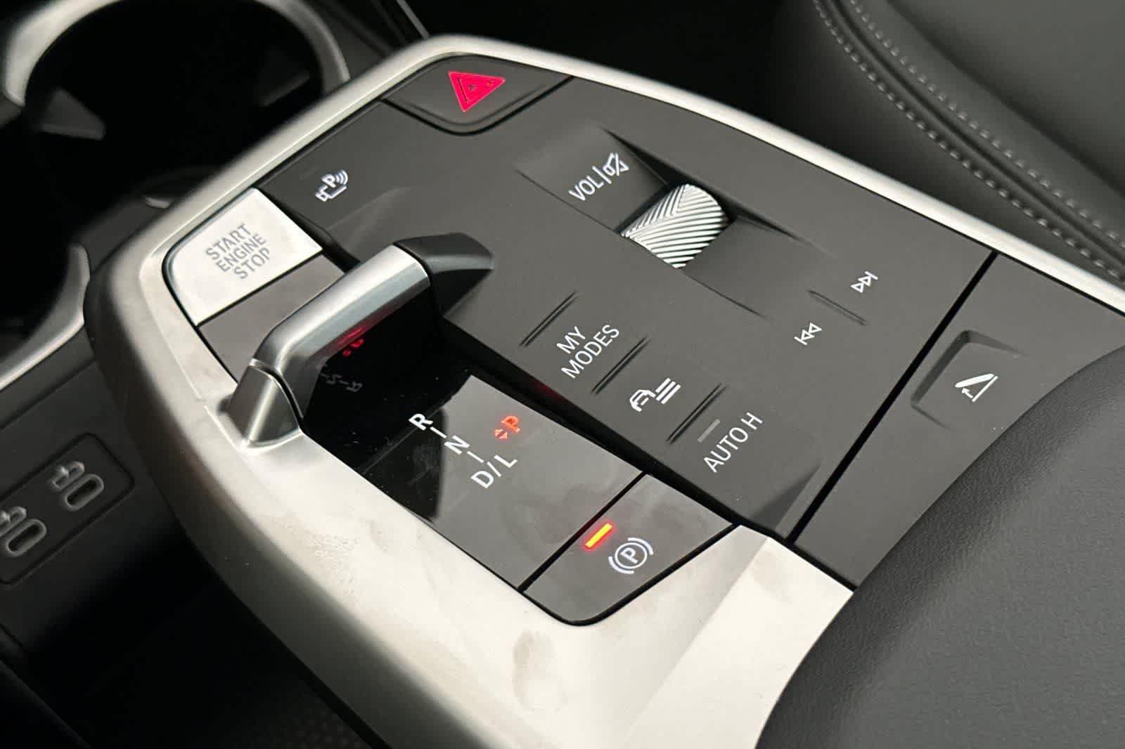 Used 2026 Alpine White BMW xDrive28i image 22