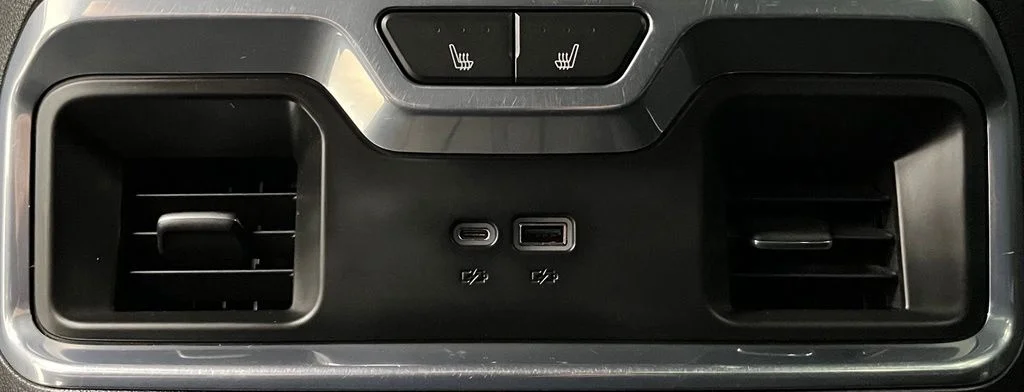 Used 2022 Beige Chevrolet High Country image 48