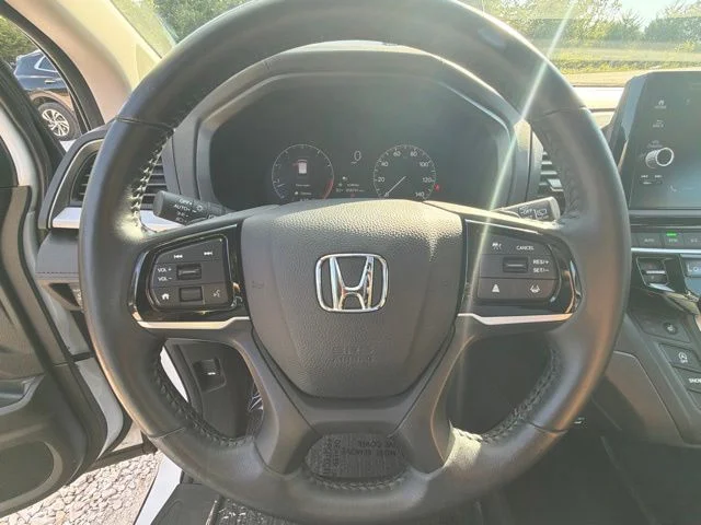 2025 Honda Odyssey EX-L - Photo 30
