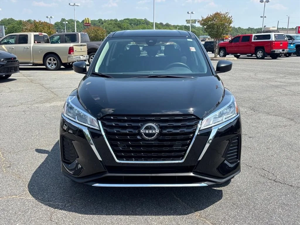 Used 2025 Black Nissan S image 22