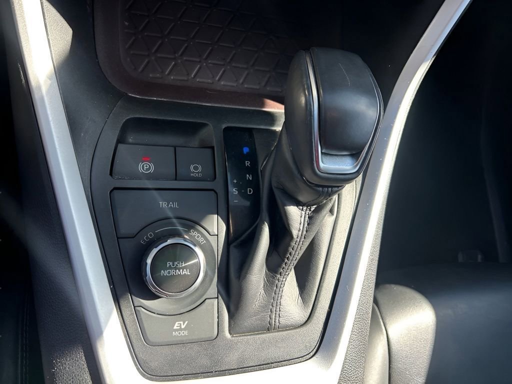 Used 2021 Magnetic Gray Metallic Toyota Limited image 29