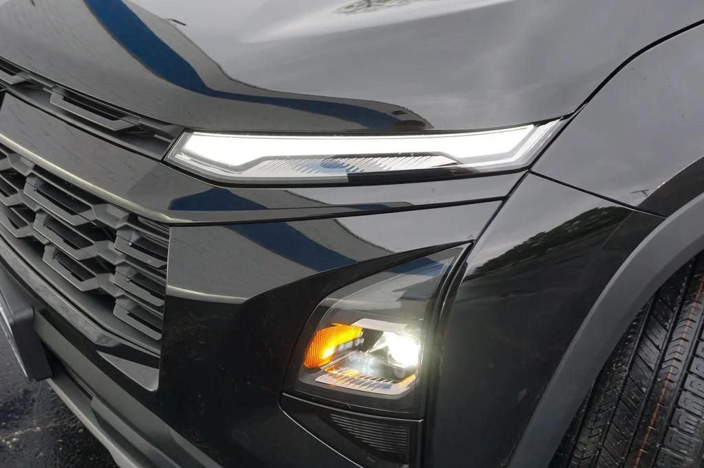 2027 Chevrolet Equinox LT - Photo 28