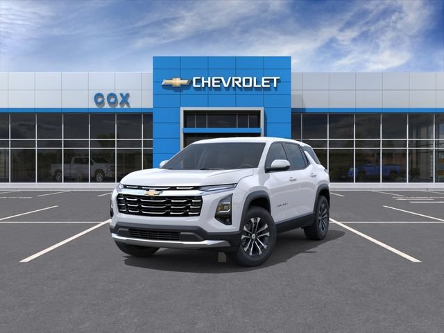 2027 Chevrolet Equinox LT - Photo 8