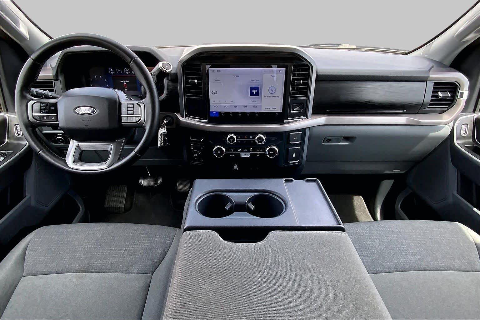 Used 2025 Carbonized Gray Metallic Ford XLT image 15