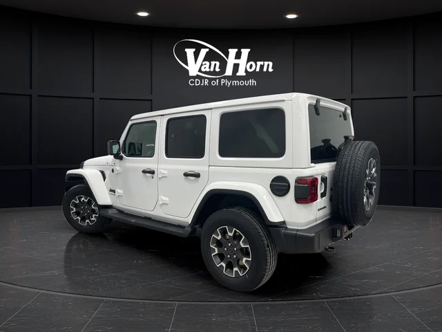 New 2026 Bright White Clear-Coat Exterior Paint Jeep Sahara image 5