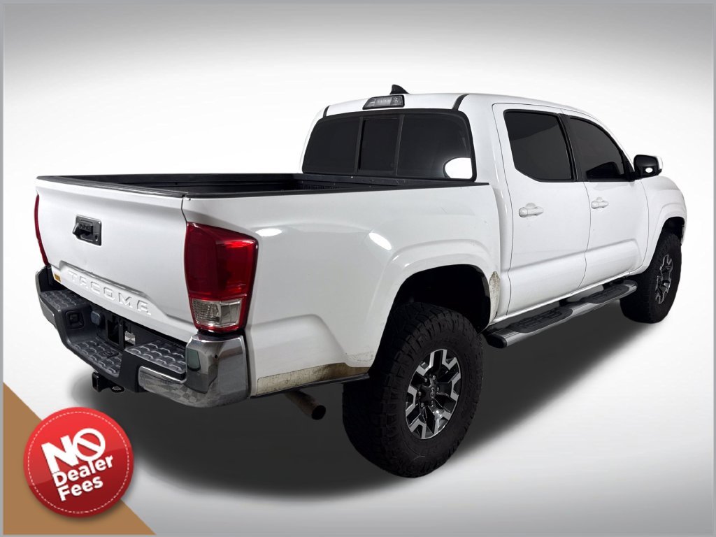 Used 2016 White Toyota SR image 3