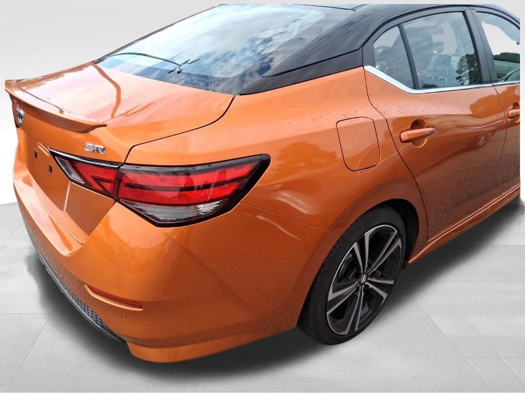 Used 2021 Orange Nissan SR image 13