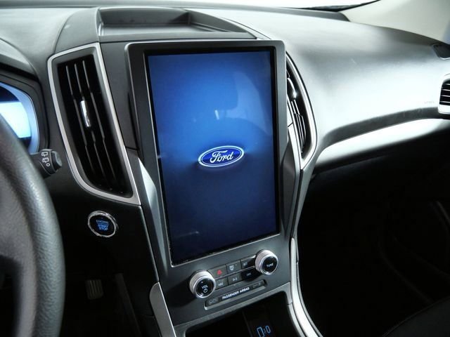 Used 2022 Gray Ford SE image 17