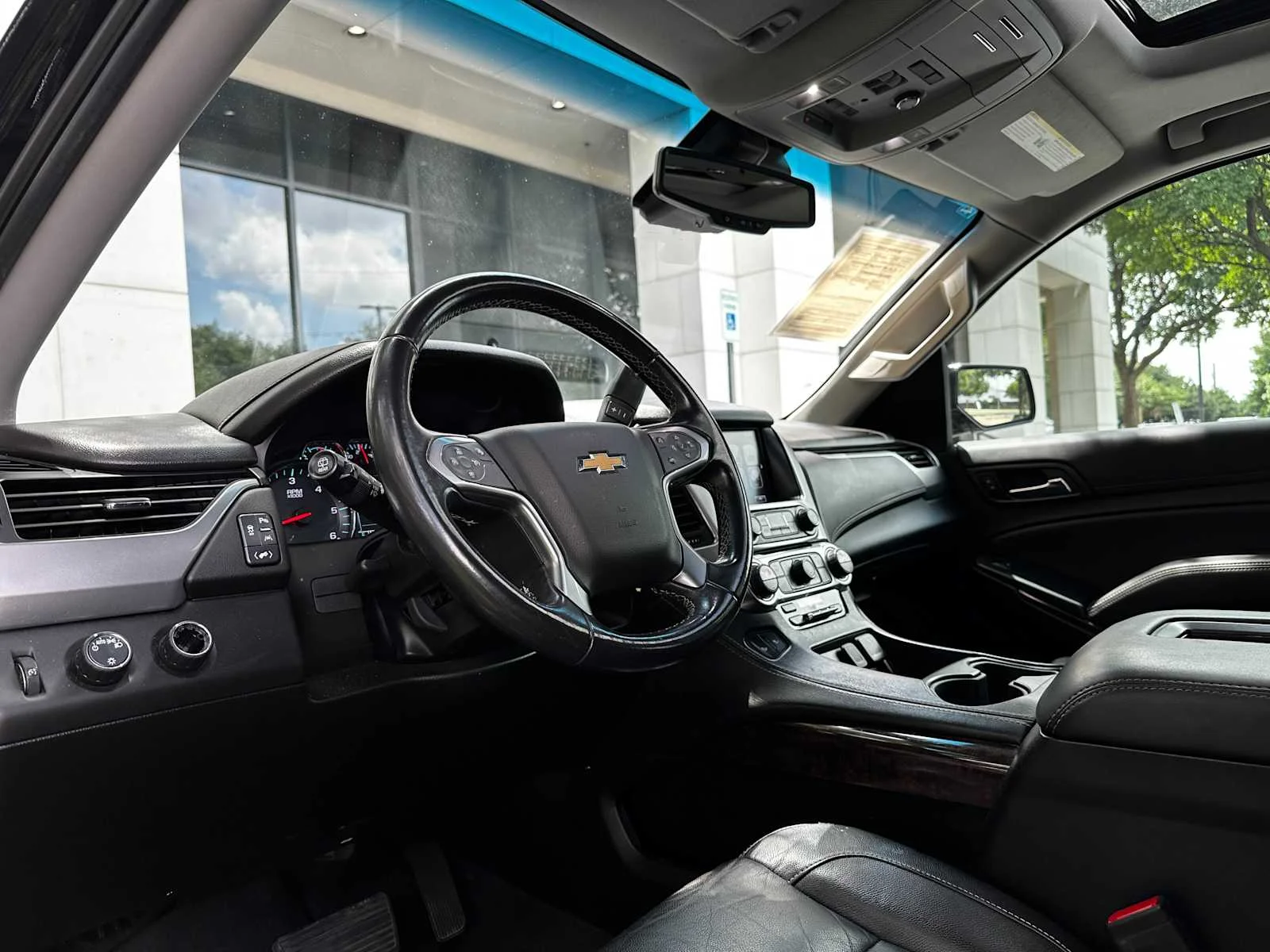 Used 2019 BLACK Chevrolet LT image 8