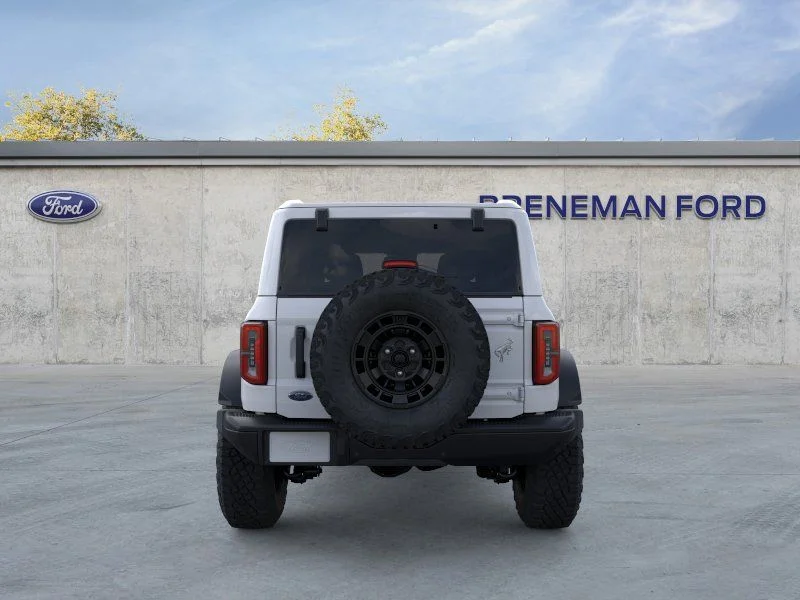 New 2026 Oxford White Ford Badlands® image 5
