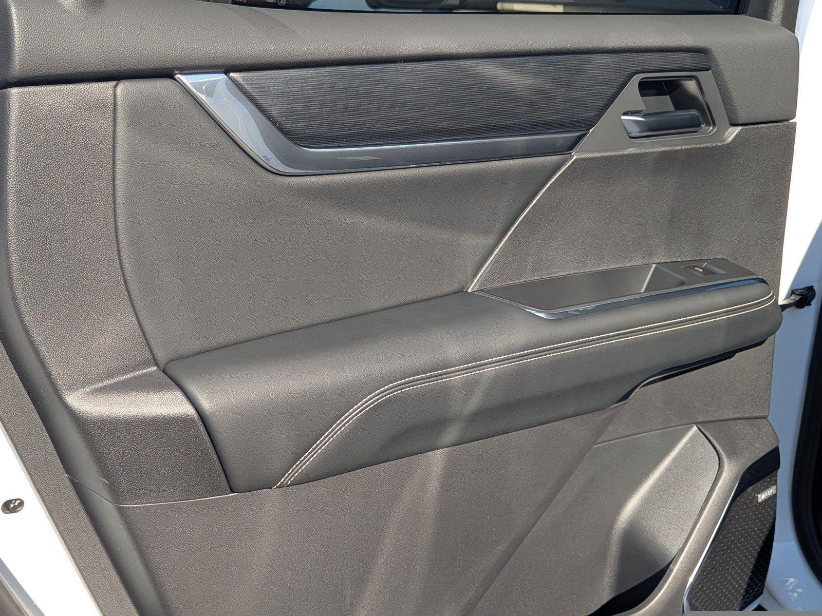 2026 GMC Acadia Elevation - Photo 10