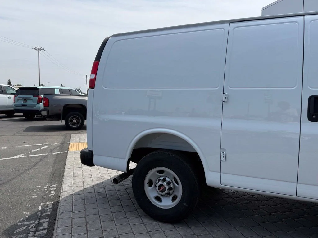 New 2026 Summit White GMC Work Van image 11