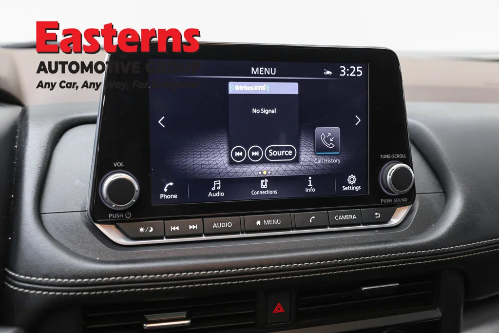 Used 2023 White Nissan SV image 19