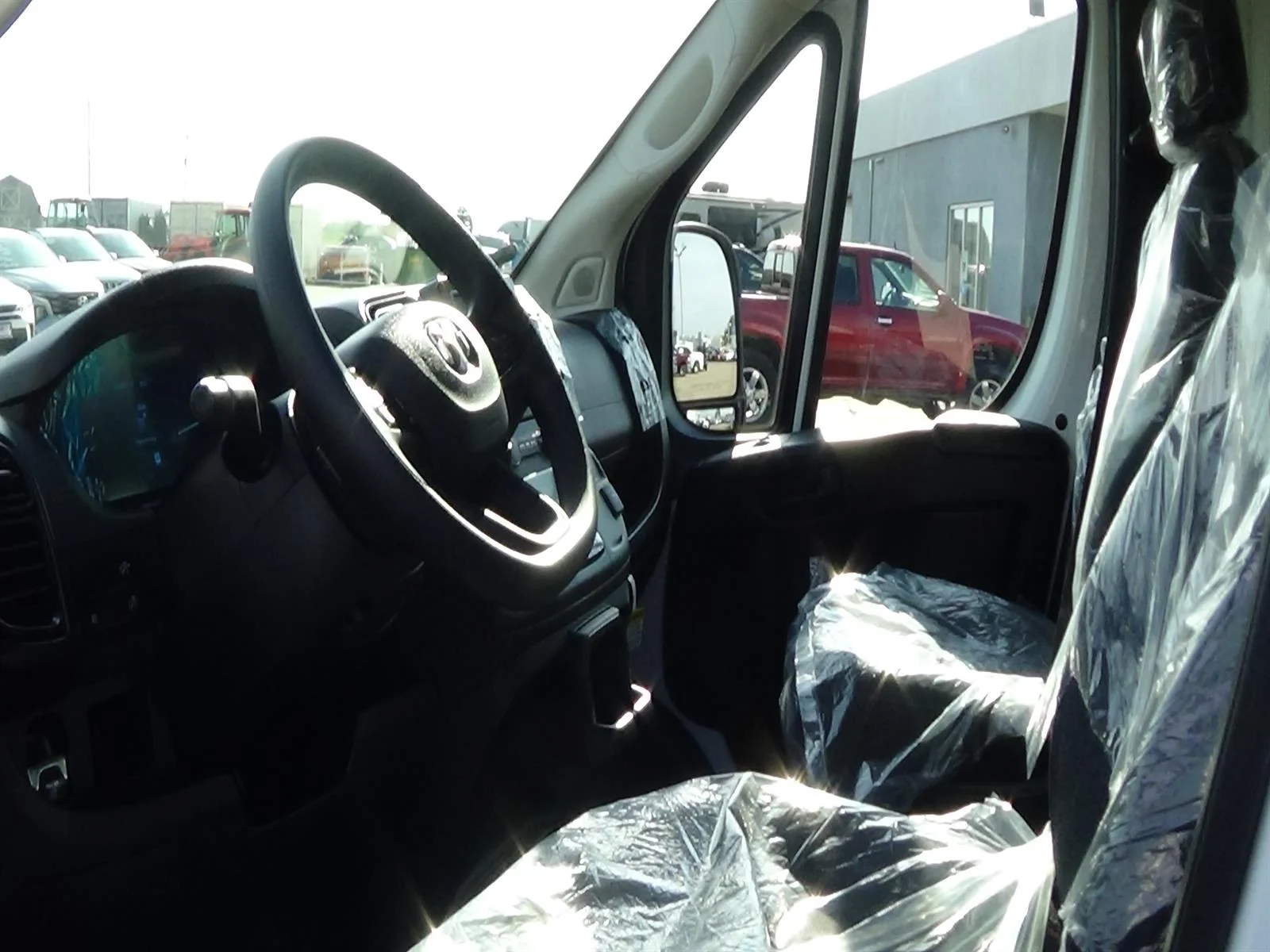 Used 2025 Bright White Clear Coat (pw7) RAM Tradesman 2500 image 15