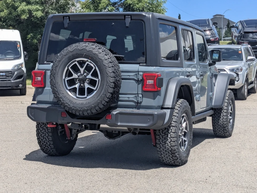 New 2026 Dark blue Jeep Rubicon - - 4x4 - 8-Spd Auto - Nappa Leather Seats - Black Freedom Top - Convenience Grp & More! image 9