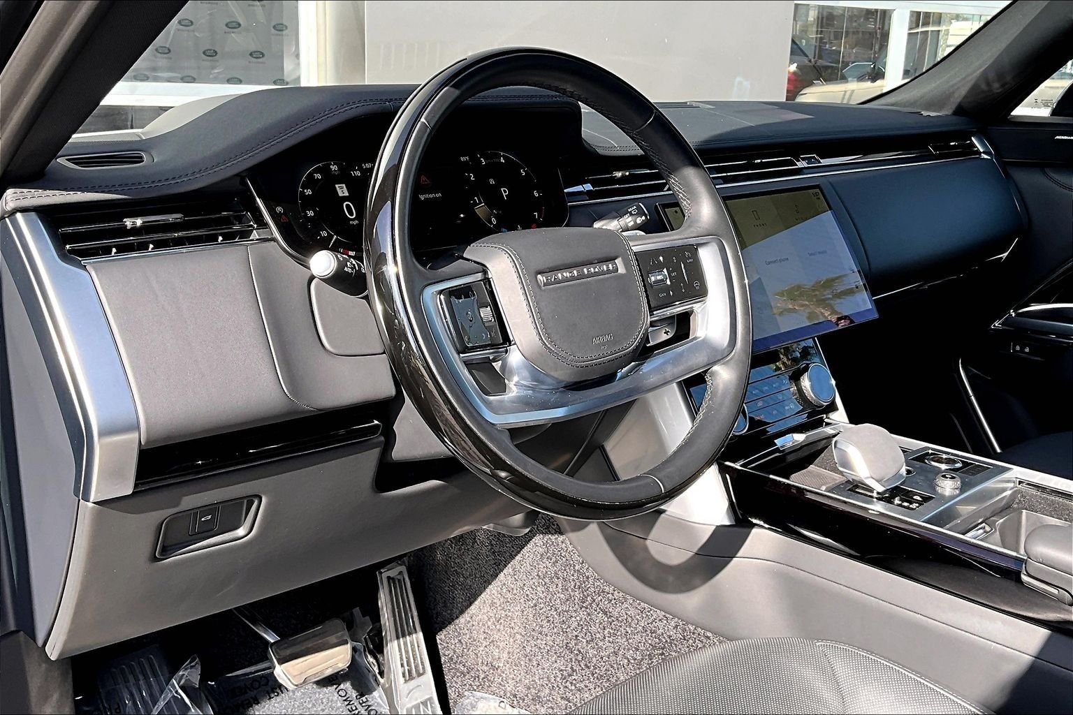Used 2023 Black Land Rover SE image 13