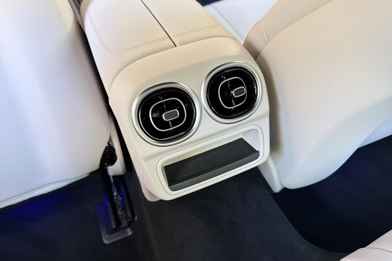 New 2026 Polar White Mercedes-Benz CLE 450 image 26