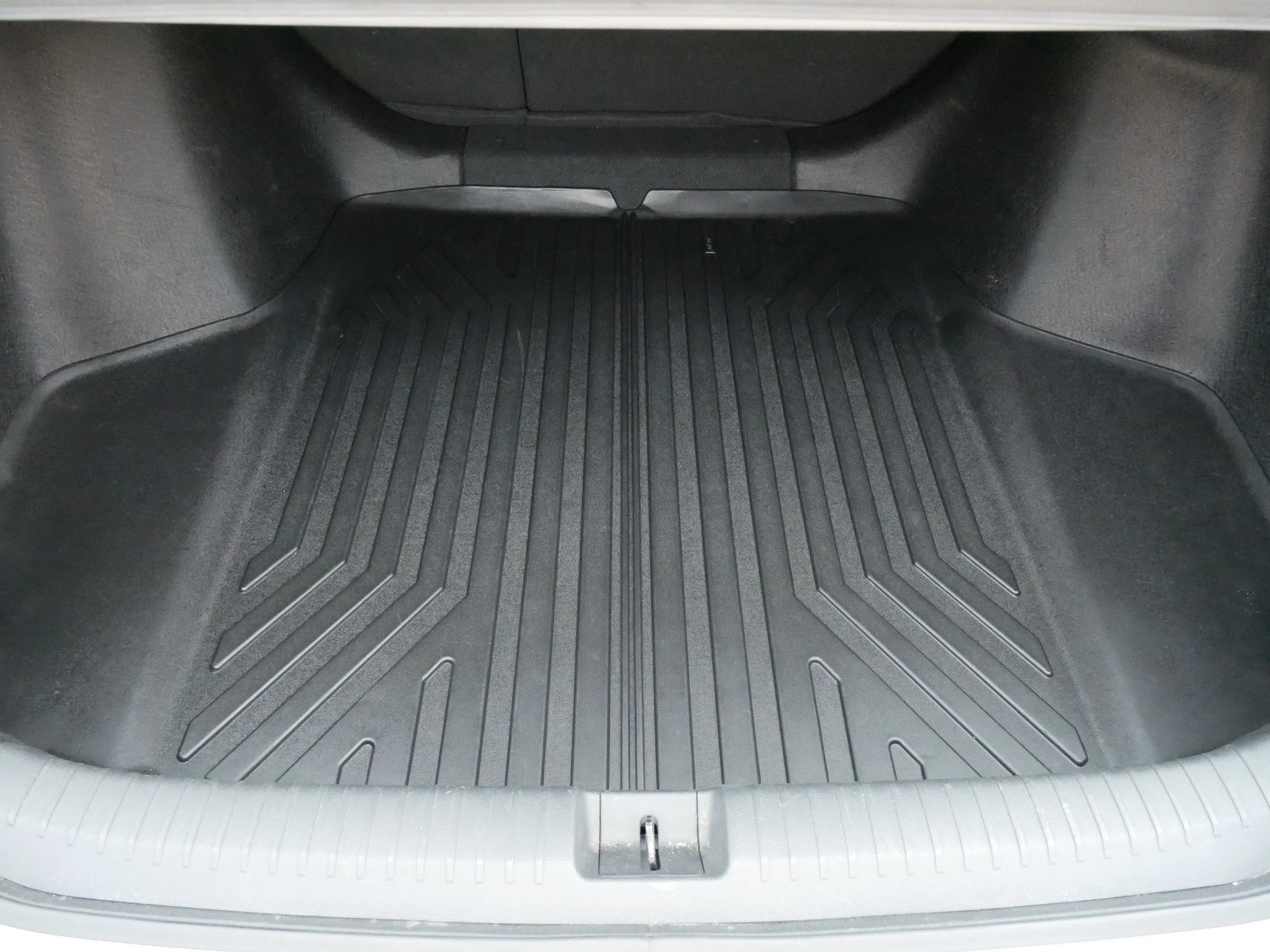 Used 2024 Solar Silver Metallic Honda Touring image 18